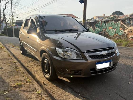 CHEVROLET CELTA 1.0 MPFI ADVANTAGE 8V FLEX 4P MANUAL CHEVROLET CELTA 1.0 MPFI ADVANTAGE 8V FLEX 4P MANUAL